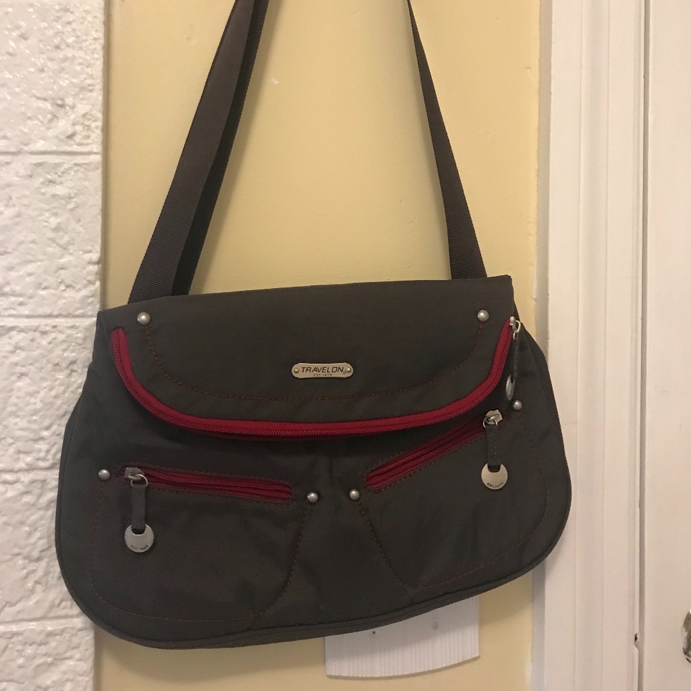 Travelon lightweight handbag